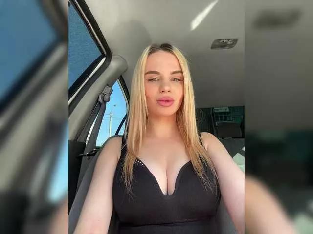 LedyMiya from BongaCams is Freechat