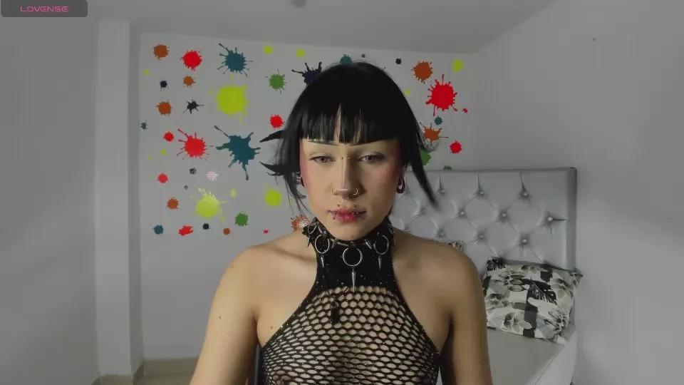 chloe_sagee on Cam4