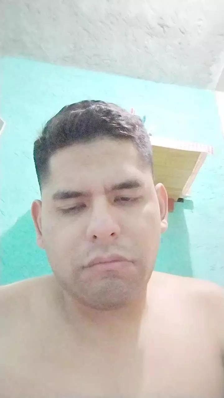 ezeky1 from Cam4