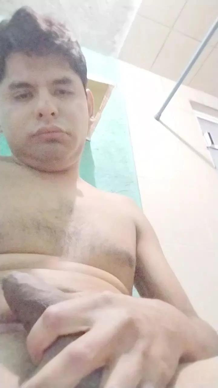 ezeky1 from Cam4