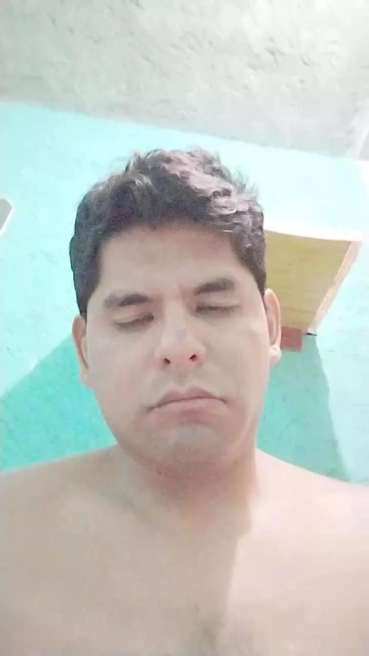 ezeky1 from Cam4