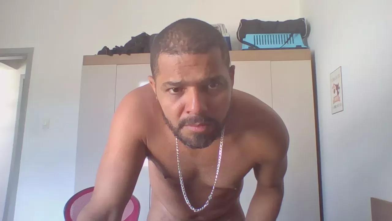 kaikerossi from Cam4