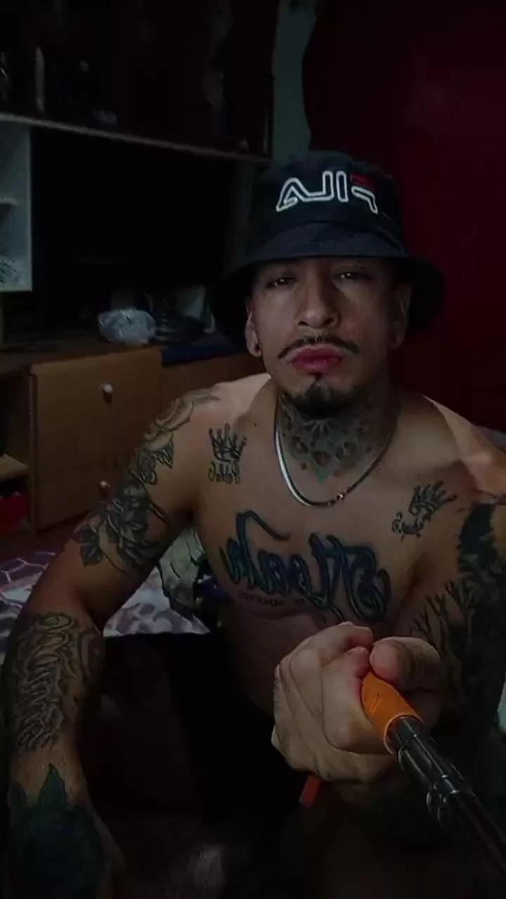 Lalan09 from Cam4