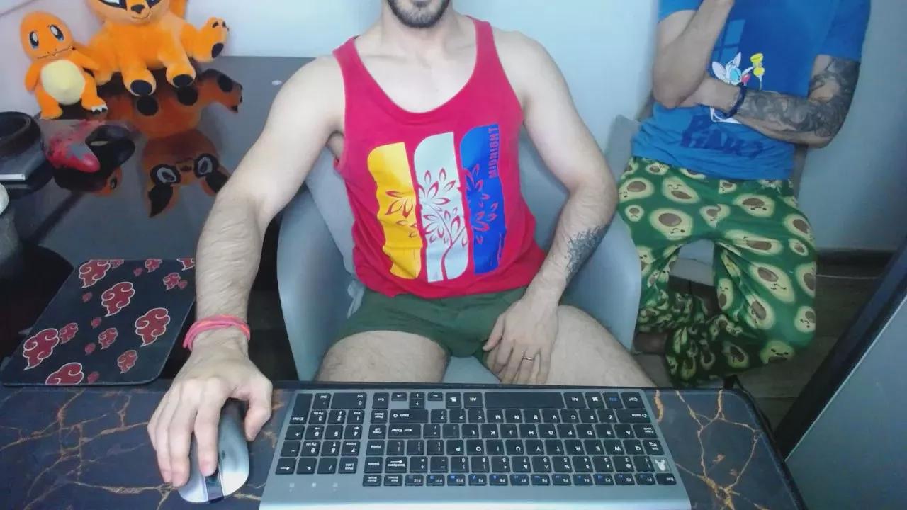 Lealboy from Cam4