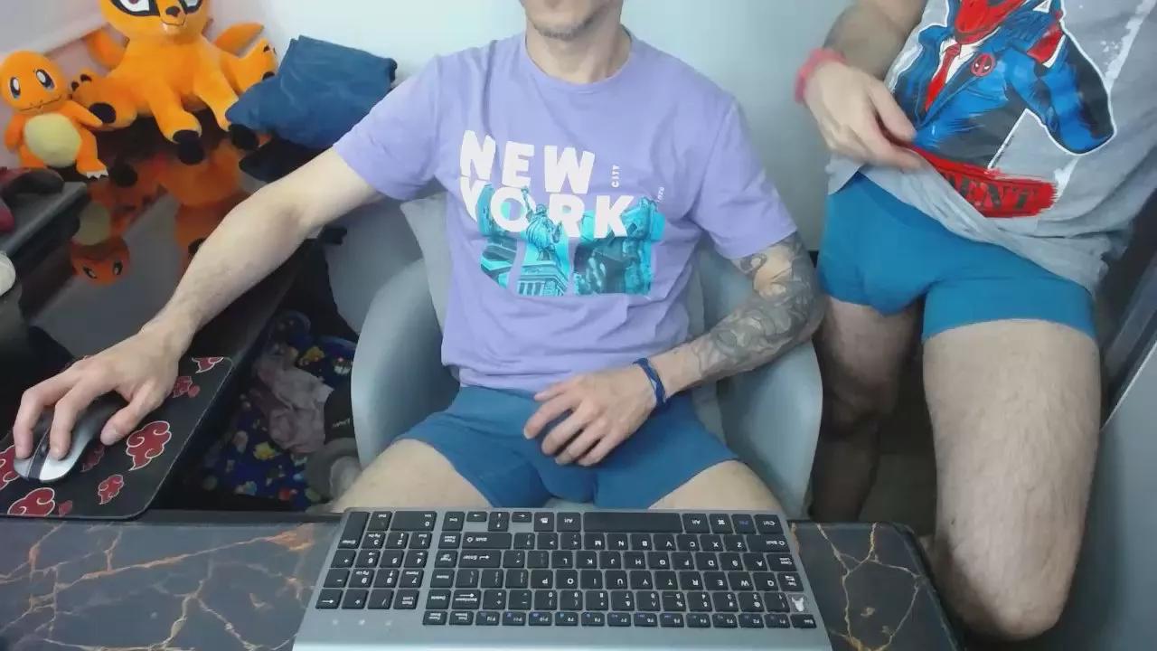 Lealboy from Cam4