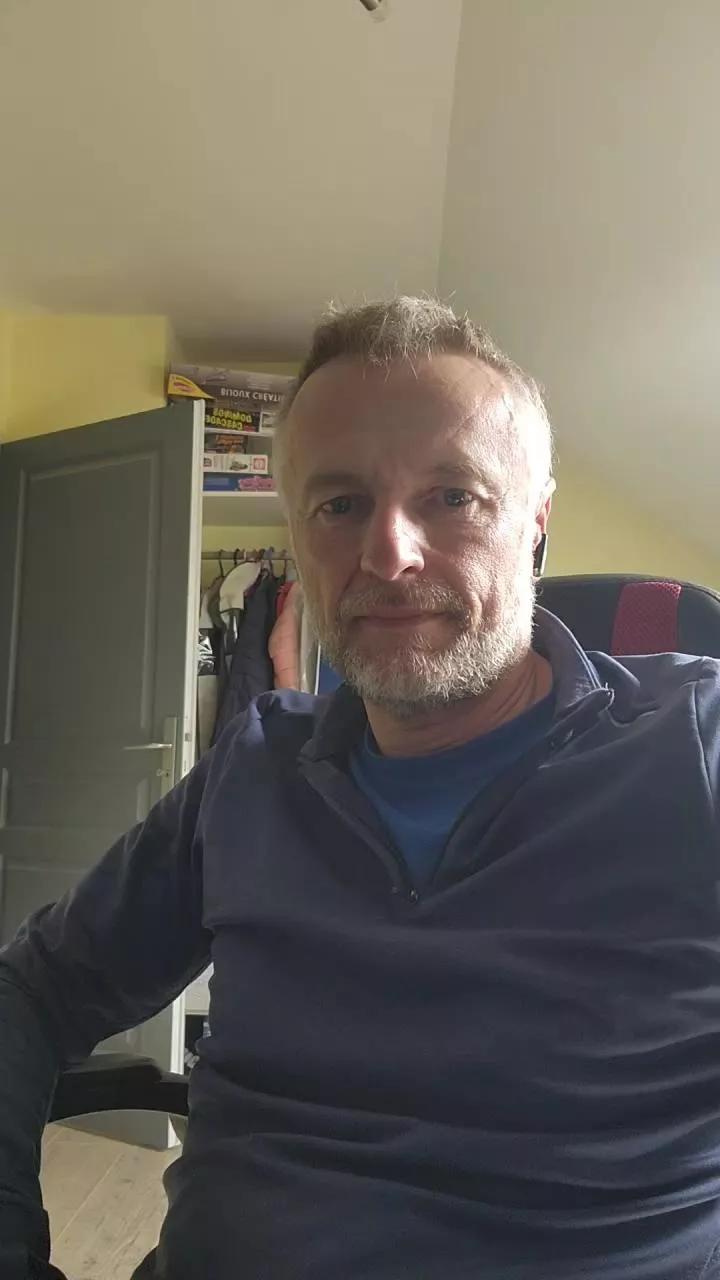Lenny_Bhar from Cam4