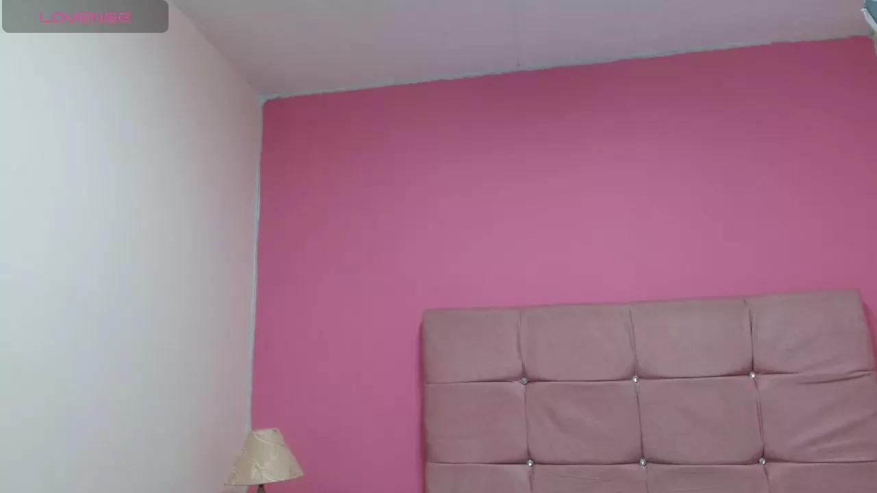 maddiison303av from Cam4