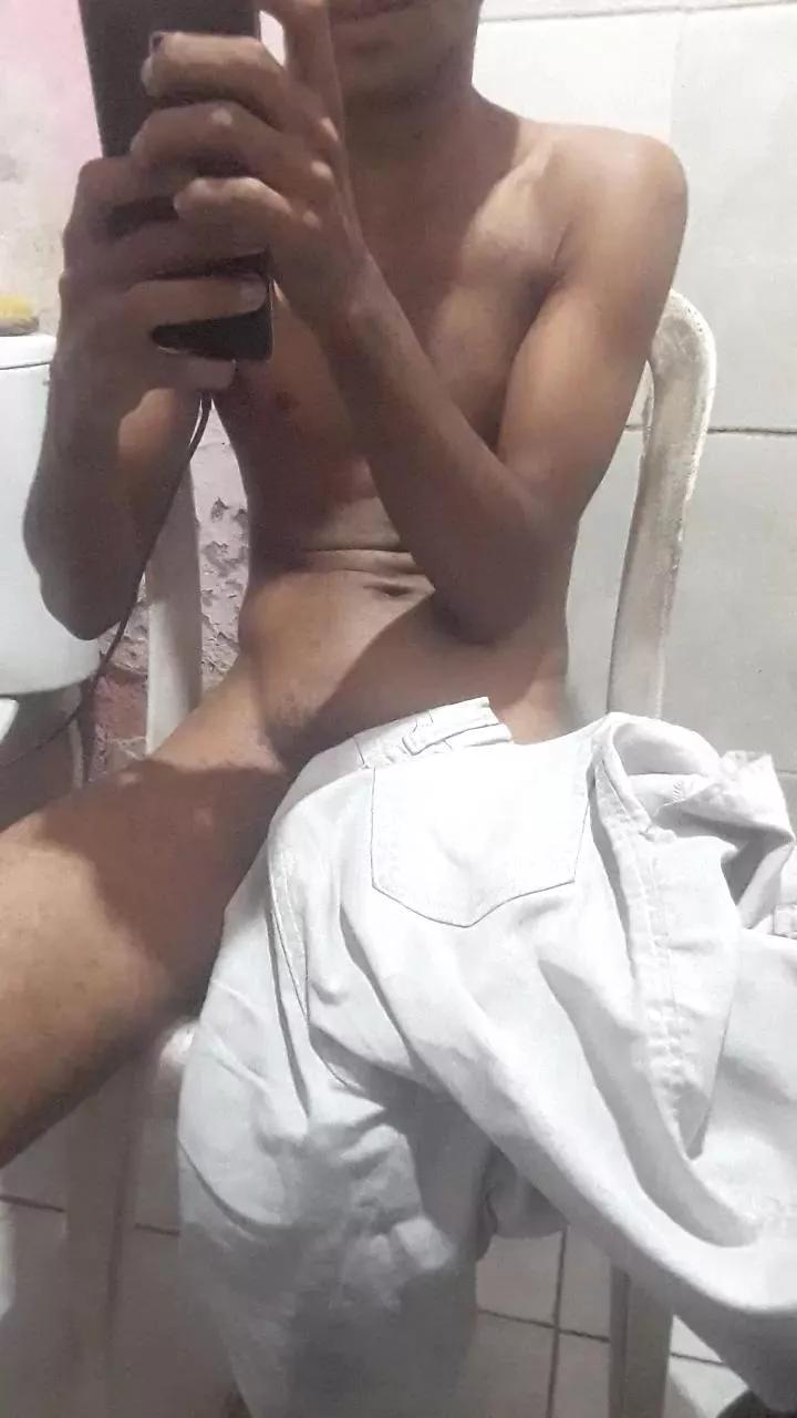 Morenooputoo on Cam4