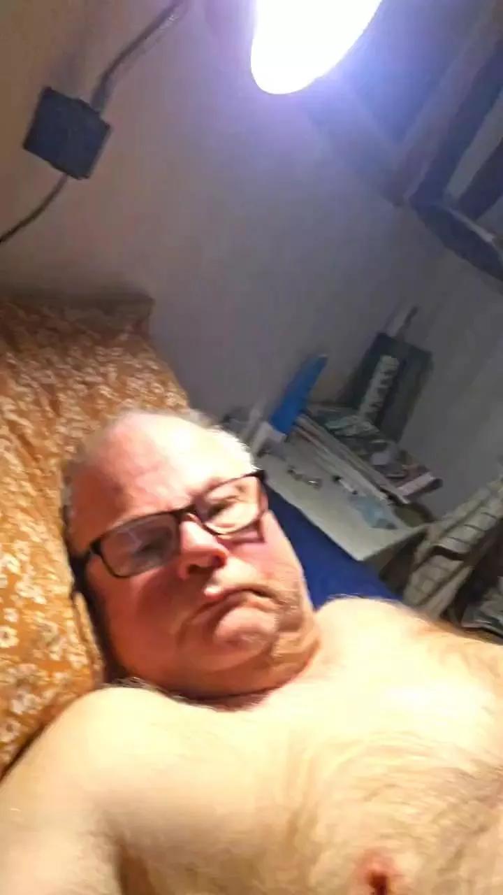 mullig57 from Cam4