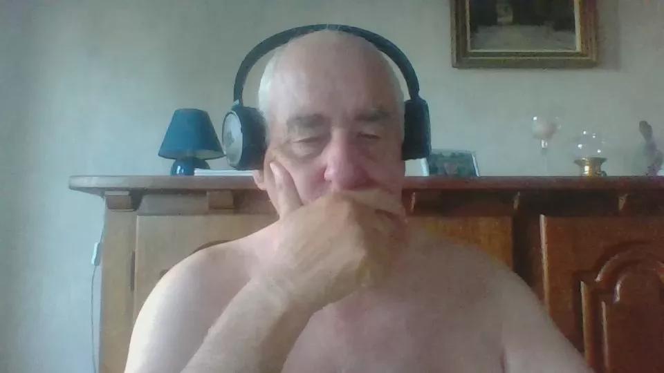 piggy31 from Cam4