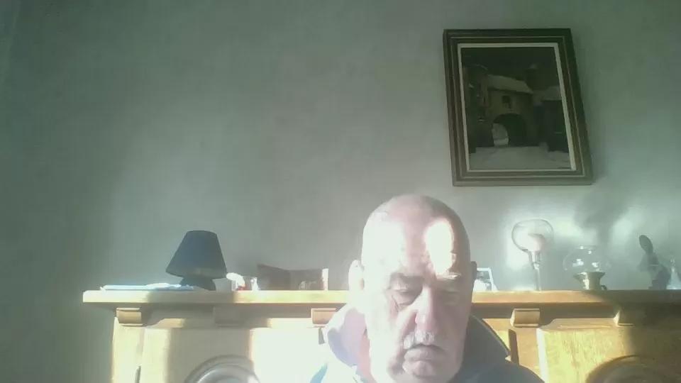 piggy31 from Cam4