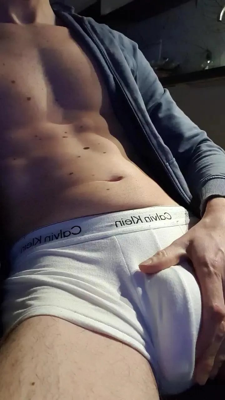 Renezelwegher24 on Cam4 