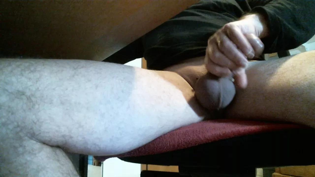 riki_alb from Cam4