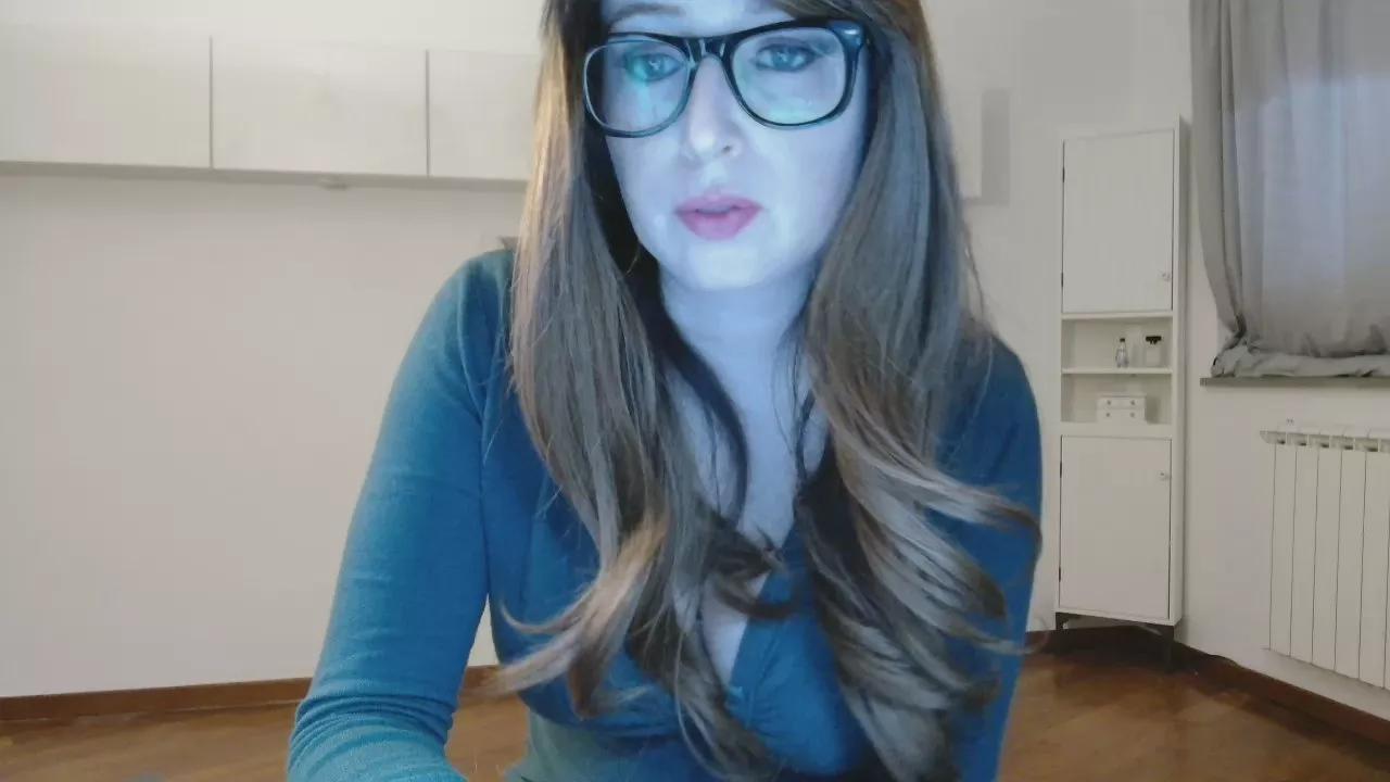 Valeria_Italia from Cam4