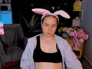 adalina-summer from CamSoda