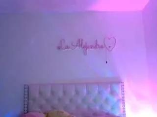 alelennoxxx from CamSoda