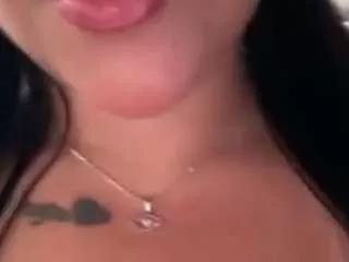 caandyvanessa from CamSoda