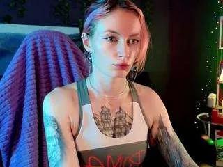 helen-carter from CamSoda