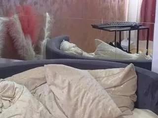 l3xxya from CamSoda