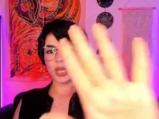 laramartinez from CamSoda