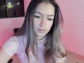 littledanni from CamSoda