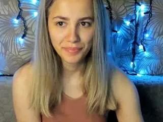 maggiecake from CamSoda
