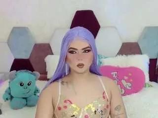 miss-adriana from CamSoda