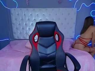 natashaa-black from CamSoda