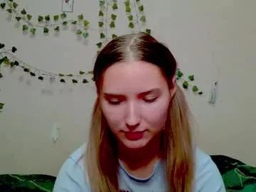 _kikiclark_ from Chaturbate