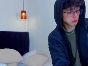 Find your cherished anal broadcaster match with our advanced interactive search and filtering options, allowing you to tailor-make your live event desires.