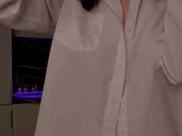 _secretelly_ from Chaturbate is Freechat