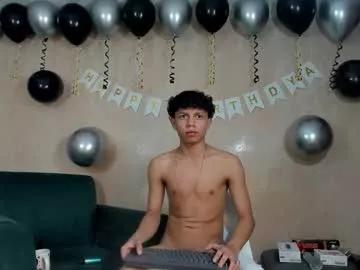 _taylor_black from Chaturbate is Freechat