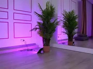 Find your cherished anal broadcaster match with our advanced interactive search and filtering options, allowing you to tailor-make your live event desires.