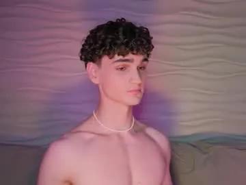 Adam_21cm from Chaturbate