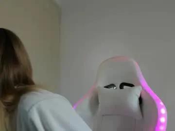 Find your cherished anal broadcaster match with our advanced interactive search and filtering options, allowing you to tailor-make your live event desires.