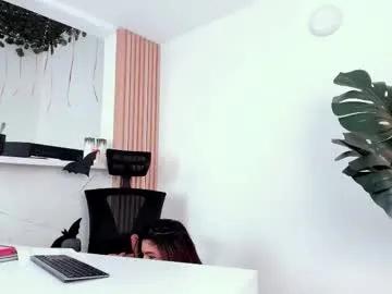 Find your cherished anal broadcaster match with our advanced interactive search and filtering options, allowing you to tailor-make your live event desires.