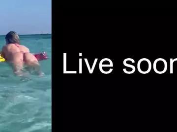 Alliesynns from Chaturbate