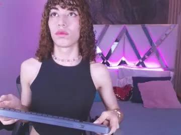 Find your cherished anal broadcaster match with our advanced interactive search and filtering options, allowing you to tailor-make your live event desires.