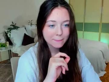 alluringeyess from Chaturbate