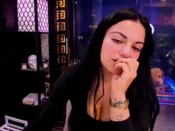 Alma_pearl from Chaturbate