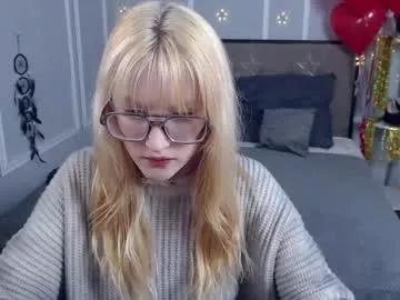 Find your cherished anal broadcaster match with our advanced interactive search and filtering options, allowing you to tailor-make your live event desires.