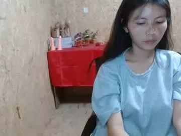 Asian_erlyn from Chaturbate