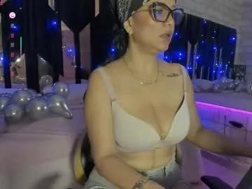 Find your cherished anal broadcaster match with our advanced interactive search and filtering options, allowing you to tailor-make your live event desires.