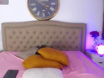 Find your cherished anal broadcaster match with our advanced interactive search and filtering options, allowing you to tailor-make your live event desires.