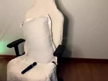 Babiej_ from Chaturbate