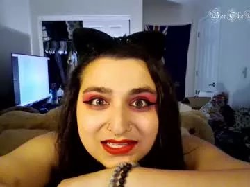 beethebumblebee on Chaturbate 