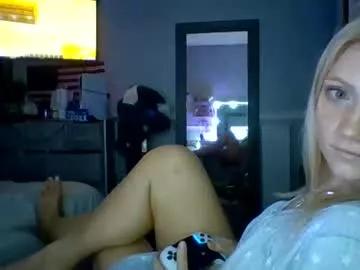 bigfeetsmallgirl from Chaturbate is Freechat