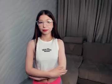 Find your cherished anal broadcaster match with our advanced interactive search and filtering options, allowing you to tailor-make your live event desires.