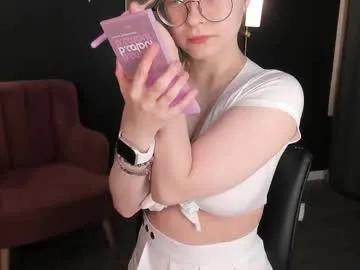 Find your cherished anal broadcaster match with our advanced interactive search and filtering options, allowing you to tailor-make your live event desires.