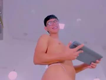 Find your cherished anal broadcaster match with our advanced interactive search and filtering options, allowing you to tailor-make your live event desires.